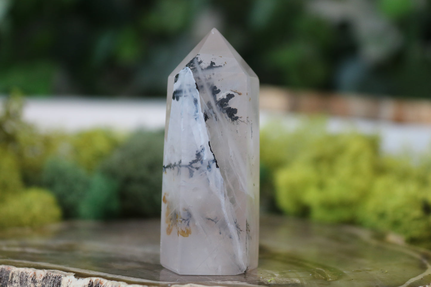 Small Dendritic Quartz Towers